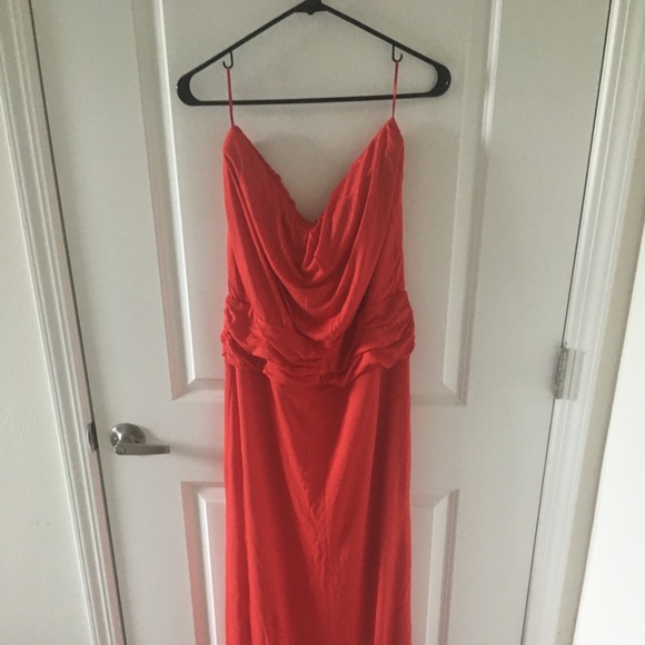 Red long dress - Picture 2 of 3